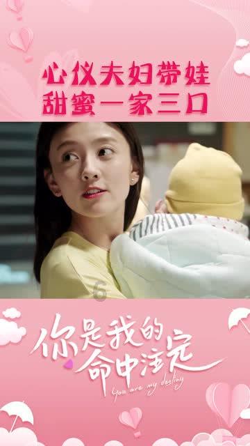 孩童往下水道扔鞭炮引发爆炸，多个井盖瞬间炸飞，一人送医